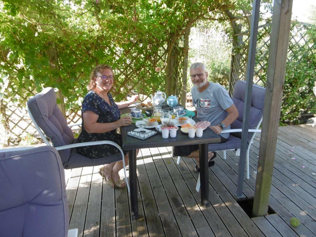 Le Chat Qui Peche B&B Châteauneuf-la-Forêt Exterior foto